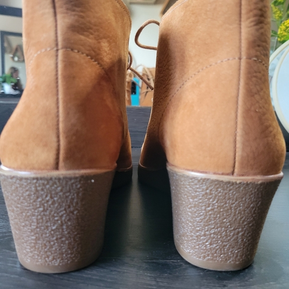 Lucky Brand booties - Picture 6 of 12